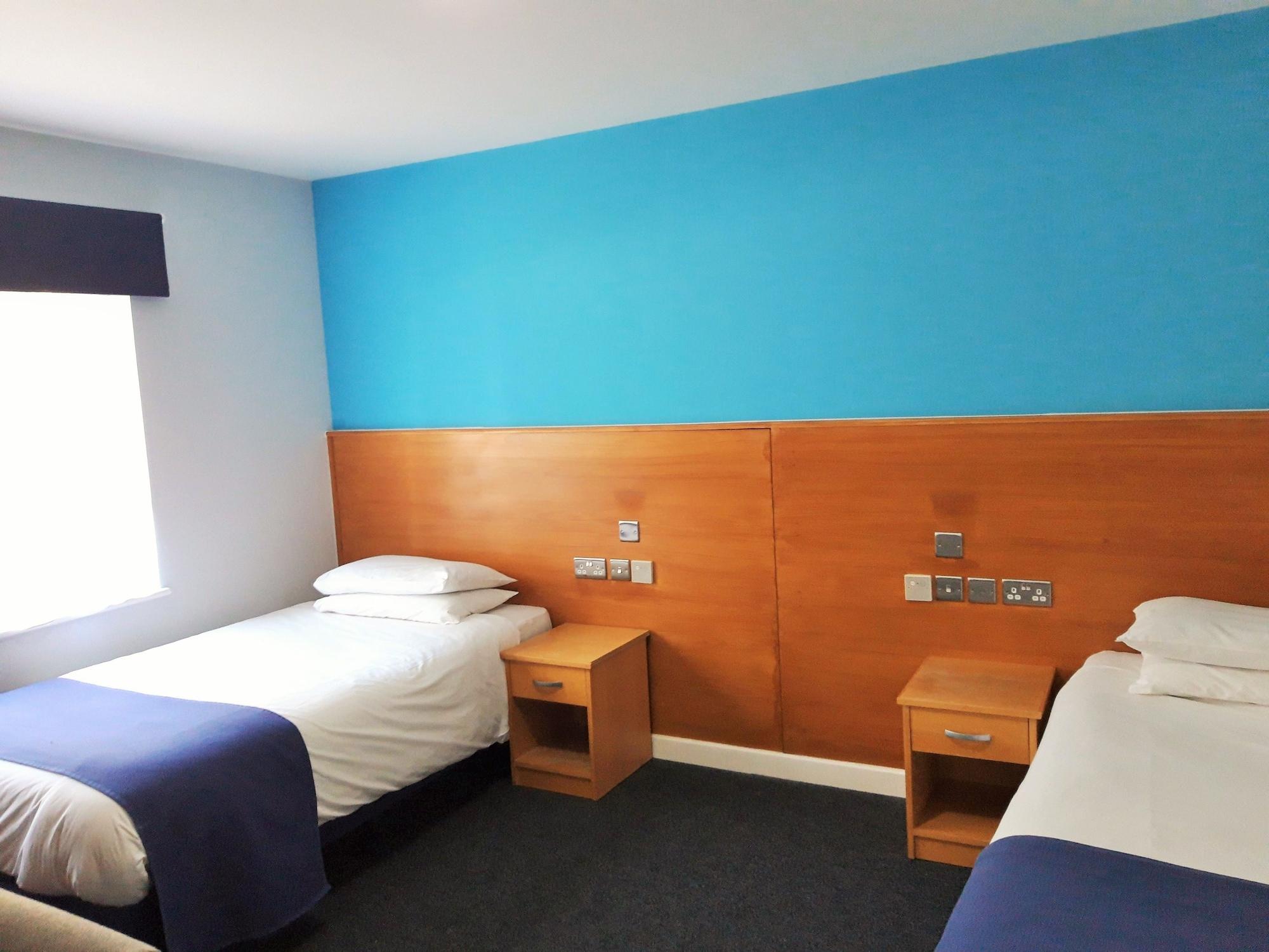The Olympic Lodge Aylesbury  Ngoại thất bức ảnh