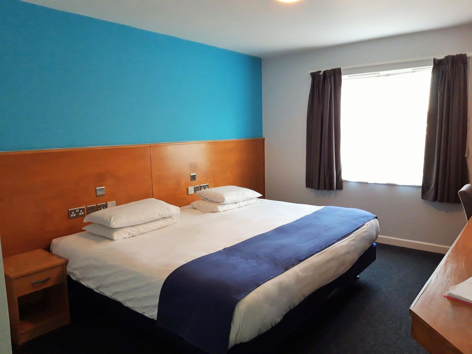 The Olympic Lodge Aylesbury  Ngoại thất bức ảnh