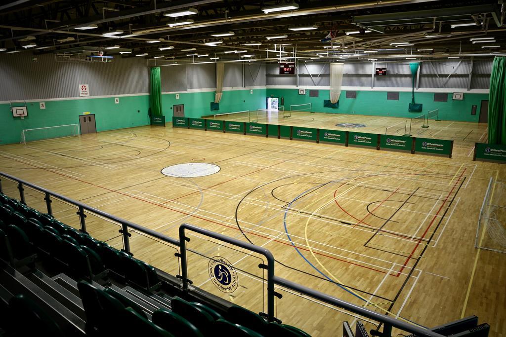The Olympic Lodge Aylesbury  Ngoại thất bức ảnh