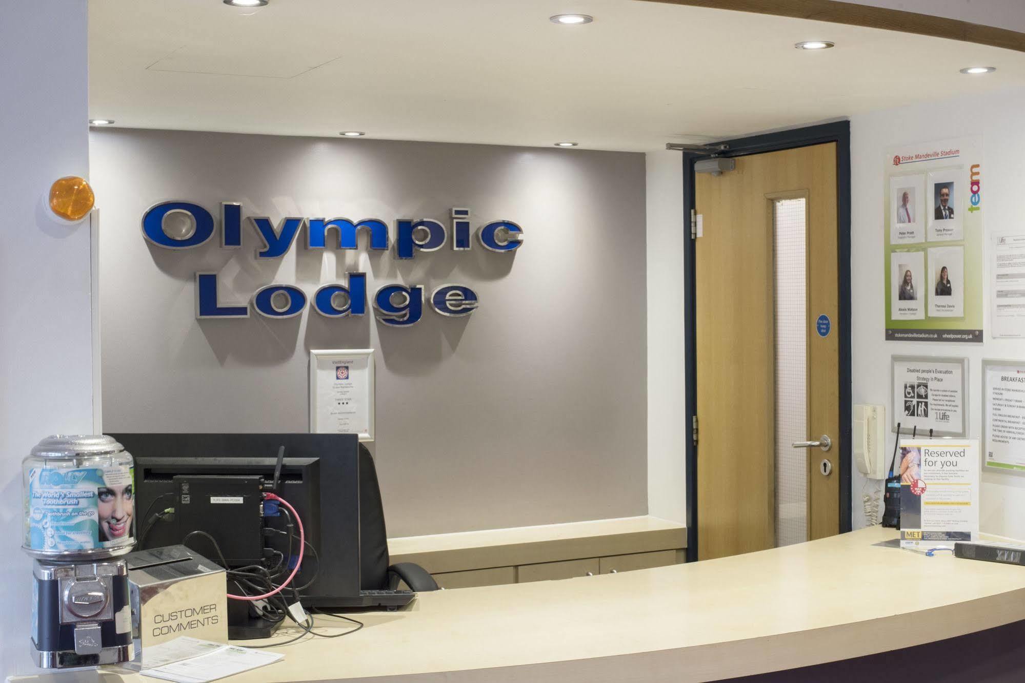 The Olympic Lodge Aylesbury  Ngoại thất bức ảnh